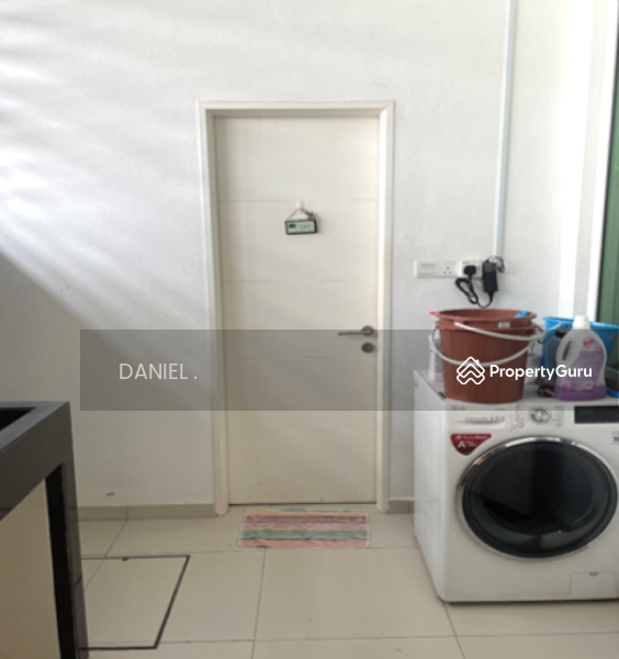 For Sale - DOUBLE STOREY INTERMEDIATE LINK HOUSE AT HIJAYU 3B (ELVINA), BANDAR SRI SENDAYAN, NEGERI SEMBILAN.