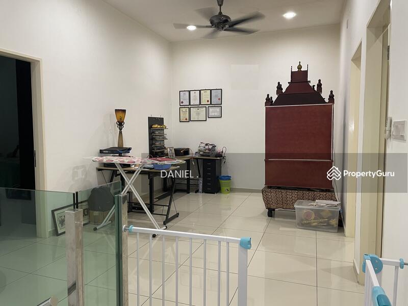 For Sale - DOUBLE STOREY INTERMEDIATE LINK HOUSE AT HIJAYU 3B (ELVINA), BANDAR SRI SENDAYAN, NEGERI SEMBILAN.