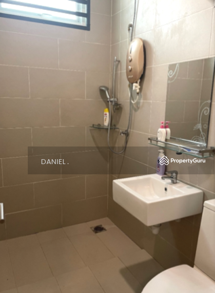 For Sale - DOUBLE STOREY INTERMEDIATE LINK HOUSE AT HIJAYU 3B (ELVINA), BANDAR SRI SENDAYAN, NEGERI SEMBILAN.