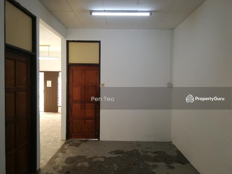 Single Storey Terrace, Taman Sri Indah, Batu Maung, Bayan Lepas, Penang