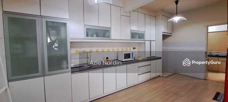Untuk Dijual - Double Storey End Lot Terrace, Prima Saujana, Kajang Selangor