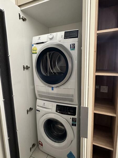 For Rent - Millerz Square