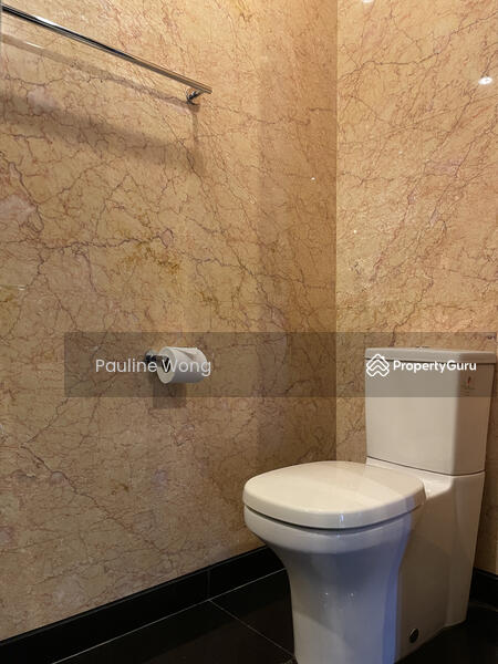 Ensuite Master Bathroom - WC