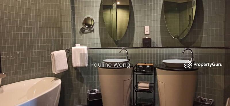 Ensuite Master Bathroom