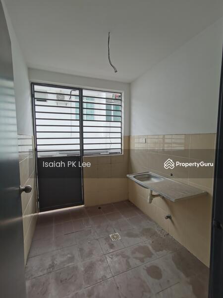 3-storey Terraced House for Sale in Semenyih (Selangor) - Isaiah PK Lee - PropertyGuru.com.my