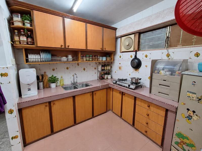 Flat for Sale at Pandan Cahaya Flat - Herman Chia - Kitchen - PropertyGuru.com.my