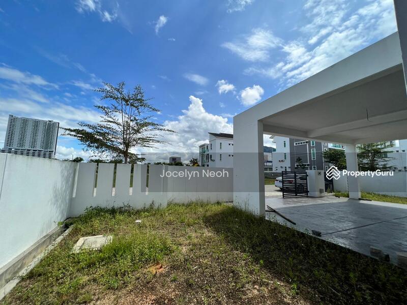 3 Storey Bungalow for Sale Taman Lembah Permai Kota Permai, Jalan