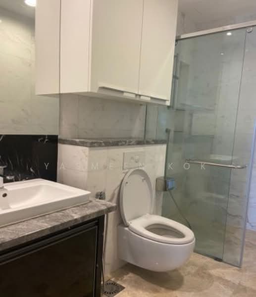 Service Residence for Sale at The Face Suites (Platinum Suites) - Yasmeen Kok - Bathroom - PropertyGuru.com.my