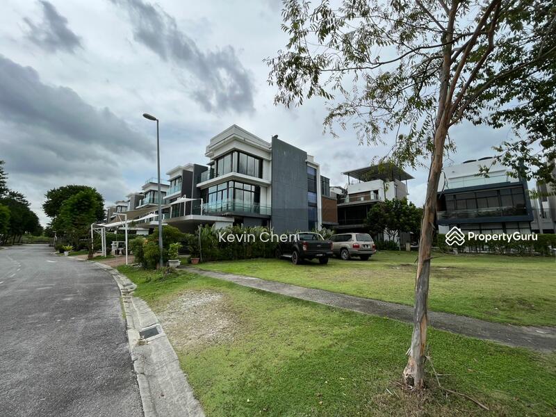 For Sale - Lake Edge