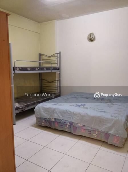 For Rent - Putra Court