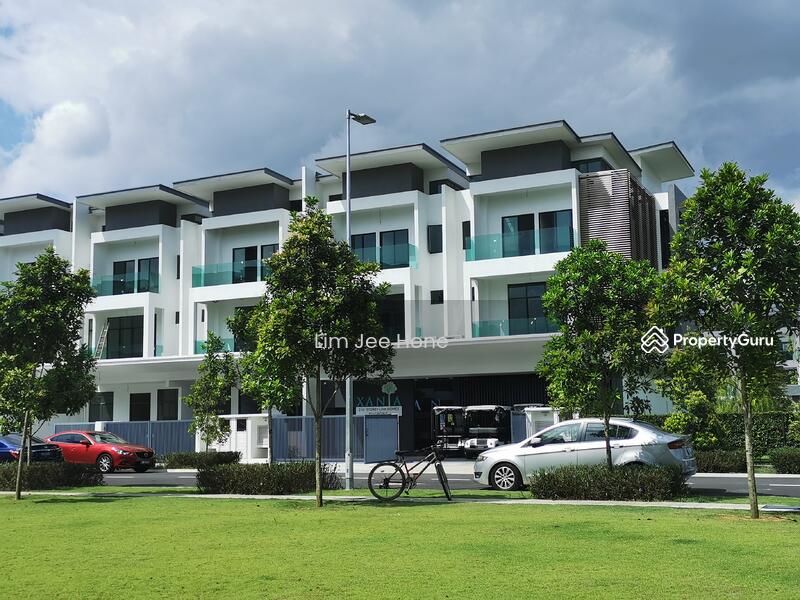 Untuk Dijual - 3 Storey Superlink @ Puchong (READY TO MOVE IN)
