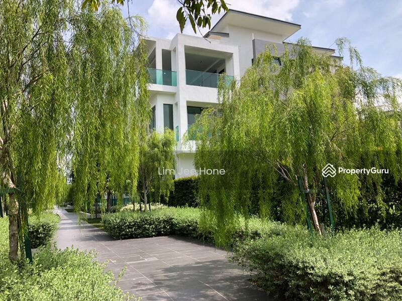 Untuk Dijual - 3 Storey Superlink @ Puchong (READY TO MOVE IN)