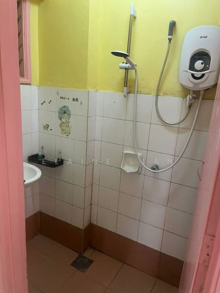 Apartment for Rent at Desa Dua Aman Puri - Elaine Lian - Bathroom - PropertyGuru.com.my