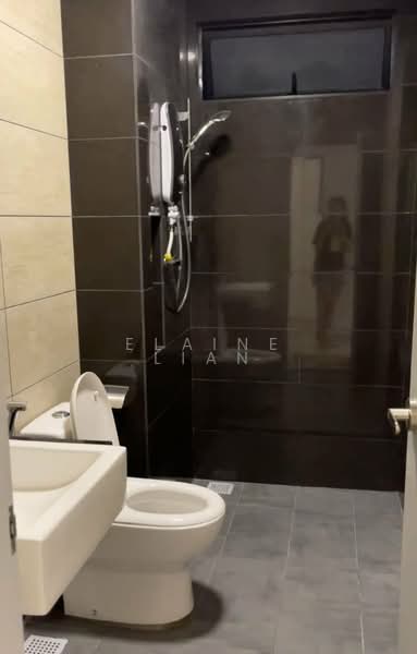 Kondominium untuk Disewa di Legend Heights - Elaine Lian - Bathroom - PropertyGuru.com.my