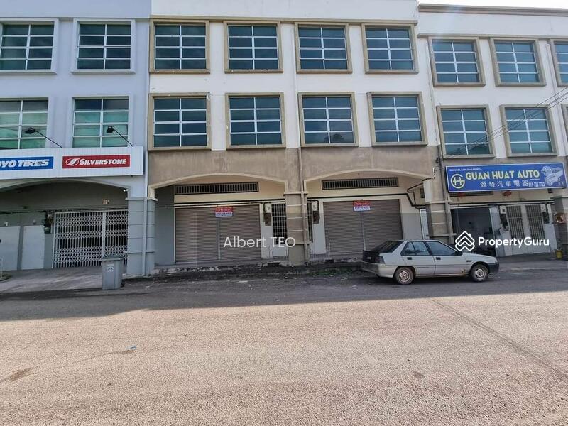 Shop at Yong Peng, JALAN MERANTI, Yong Peng, Batu Pahat, Johor, 4720