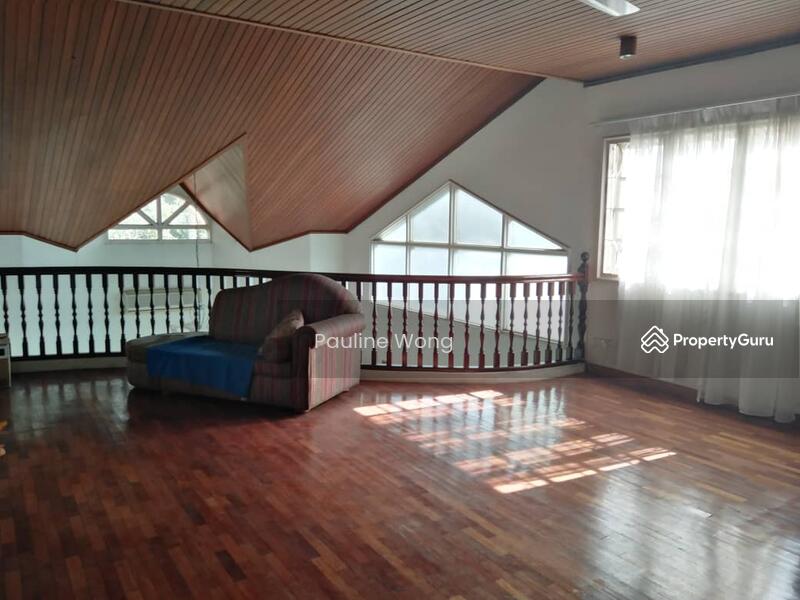 Upstairs - Living Hall