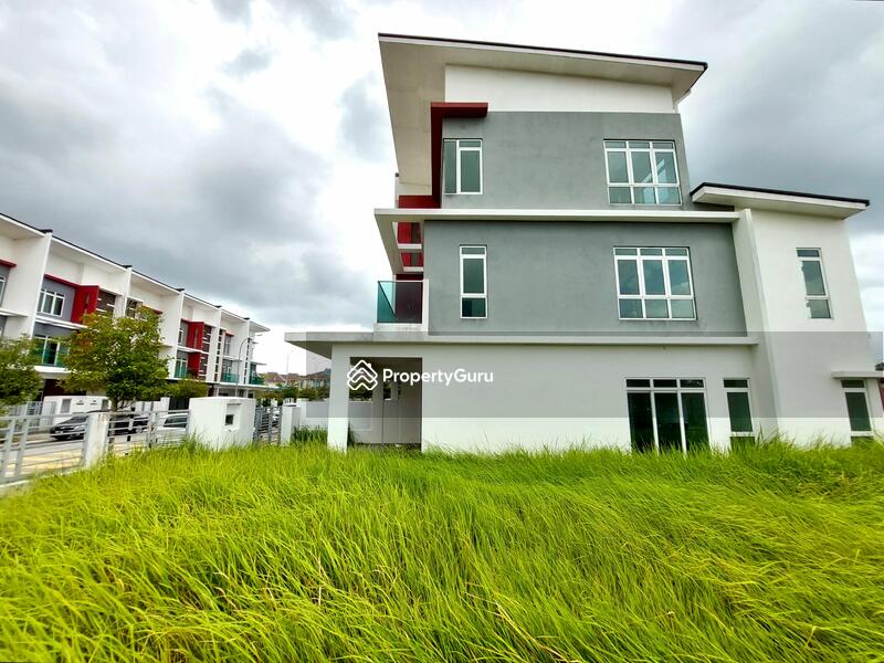 3-storey Terraced House for Sale in Saujana Rawang (Rawang) - Visaghan Naidu - PropertyGuru.com.my