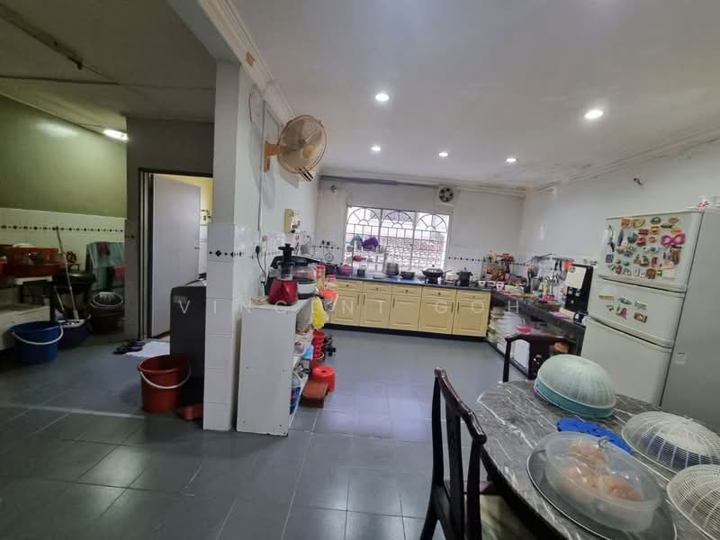 2-storey Terraced House for Sale in Bukit Rahman Putra (Sungai Buloh) - Vincent Goh - Kitchen - PropertyGuru.com.my