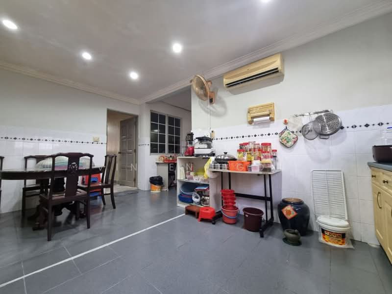 2-storey Terraced House for Sale in Bukit Rahman Putra (Sungai Buloh) - Vincent Goh - Kitchen - PropertyGuru.com.my