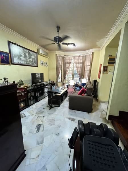 2-storey Terraced House for Sale in Bukit Rahman Putra (Sungai Buloh) - Vincent Goh - Living Room - PropertyGuru.com.my