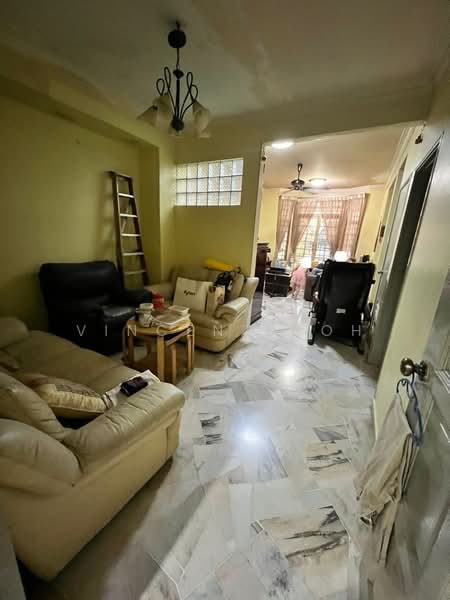2-storey Terraced House for Sale in Bukit Rahman Putra (Sungai Buloh) - Vincent Goh - Living Room - PropertyGuru.com.my