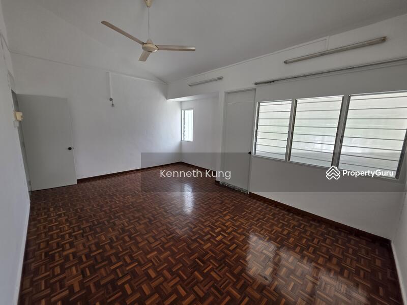 Untuk Dijual - 2 Storey Terrace Greenlane Cangkat Tembaga Endlot Corner