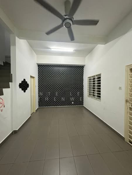 2.5-storey Terraced House for Rent in Ampang Jaya (Ampang) - Dante Leong Zhenwen - Living Room - PropertyGuru.com.my