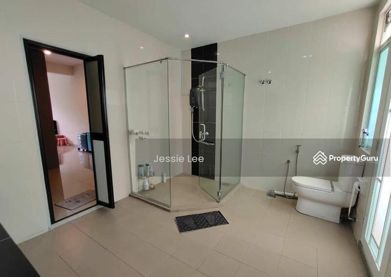 Rumah Teres 2.5-Tingkat untuk Dijual di Taman Bukit Serdang (Seri Kembangan) - Jessie Lee - PropertyGuru.com.my