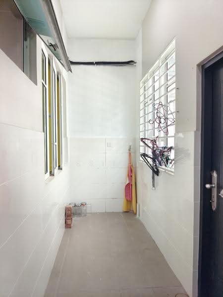 Rumah Teres 2.5-Tingkat untuk Dijual di Taman Bukit Serdang (Seri Kembangan) - Jessie Lee - Interior - PropertyGuru.com.my