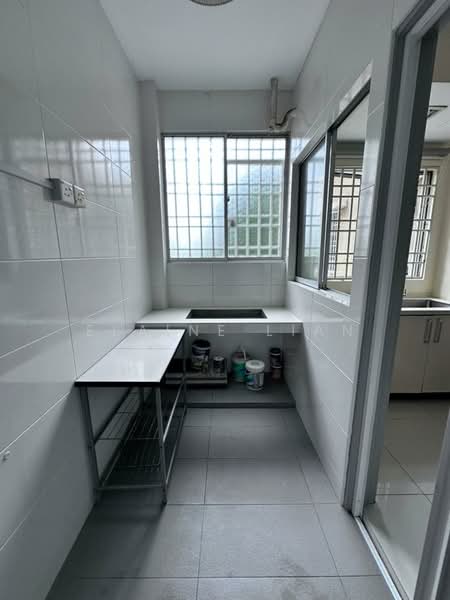 Condominium for Sale at Paradesa Tropica - Elaine Lian - Kitchen - PropertyGuru.com.my