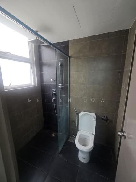 Service Residence for Rent at The Loft @ ZetaPark - Meifen Low - Bathroom - PropertyGuru.com.my