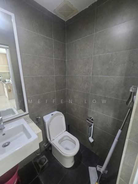 Service Residence for Rent at The Loft @ ZetaPark - Meifen Low - Bathroom - PropertyGuru.com.my