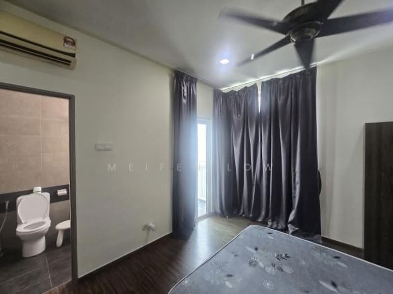 Service Residence for Rent at The Loft @ ZetaPark - Meifen Low - Bathroom - PropertyGuru.com.my
