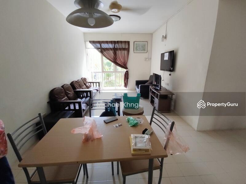 Bayu Emas Apartments, Jalan Batu Ferringhi, Batu Ferringhi, Timor