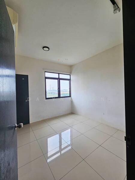 Untuk Disewa - Menara Geno