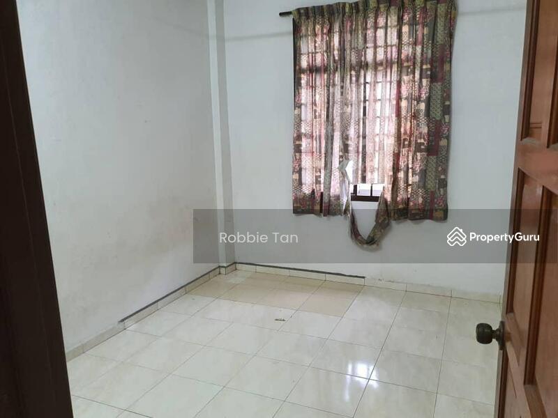 For Sale - Ria 1