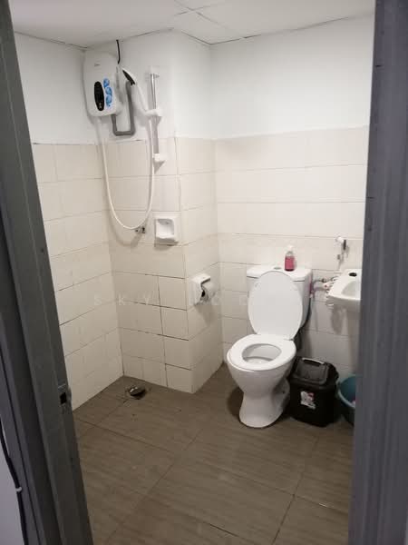Condominium for Rent at Pantai Hillpark 2 - Sky Loong - Bathroom - PropertyGuru.com.my