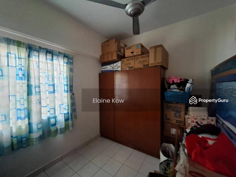 La Vista Condominiums, Jalan Tempua 2, Bandar Puchong Jaya, Puchong