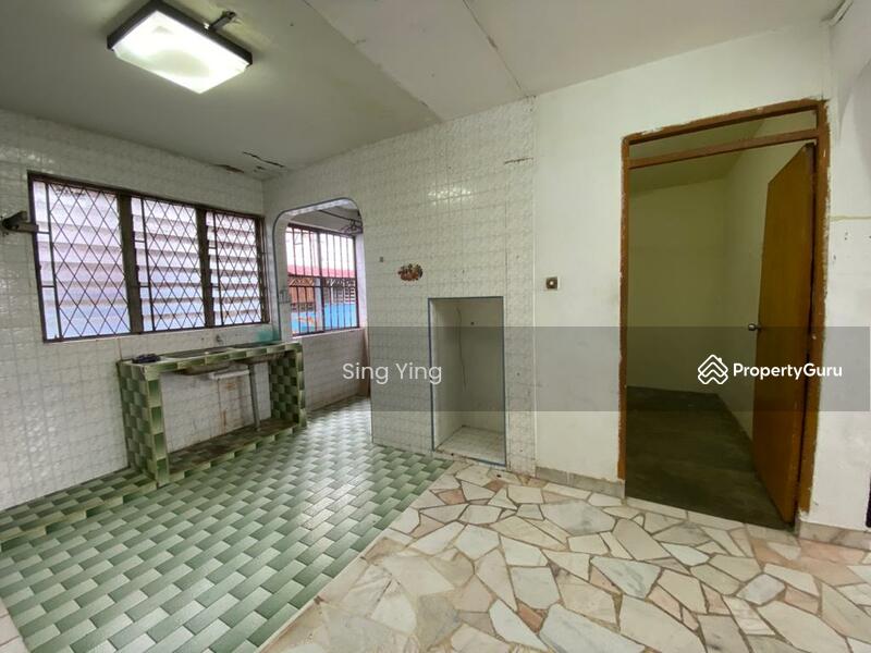 For Rent - Flat Taman Ungku Tun Aminah