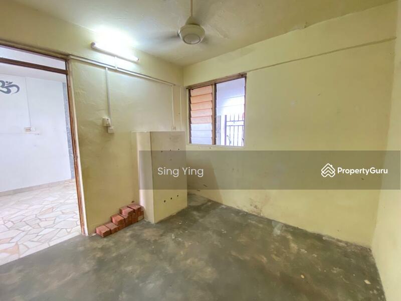 For Rent - Flat Taman Ungku Tun Aminah