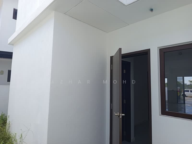Rumah Teres 2 Tingkat untuk Dijual di Bandar Serenia (Dengkil) - Azhar Mohd - Exterior - PropertyGuru.com.my