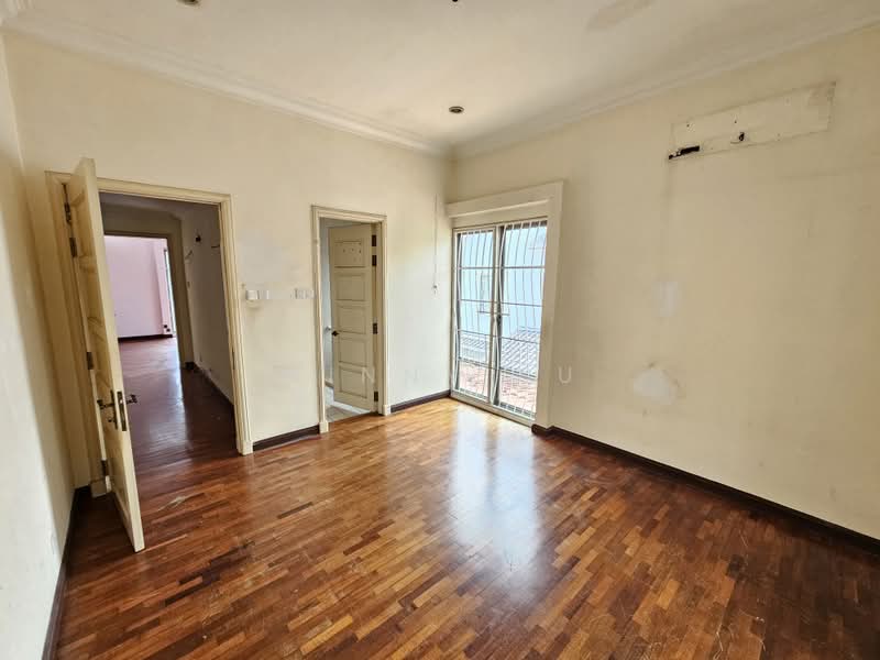 Semi-Detached House for Sale in Bukit Jelutong (Shah Alam) - Winny Su - Living Room - PropertyGuru.com.my