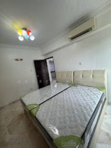 Untuk Disewa - Desa Gembira