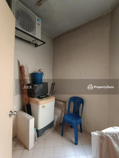 Untuk Disewa - Menara Menjalara