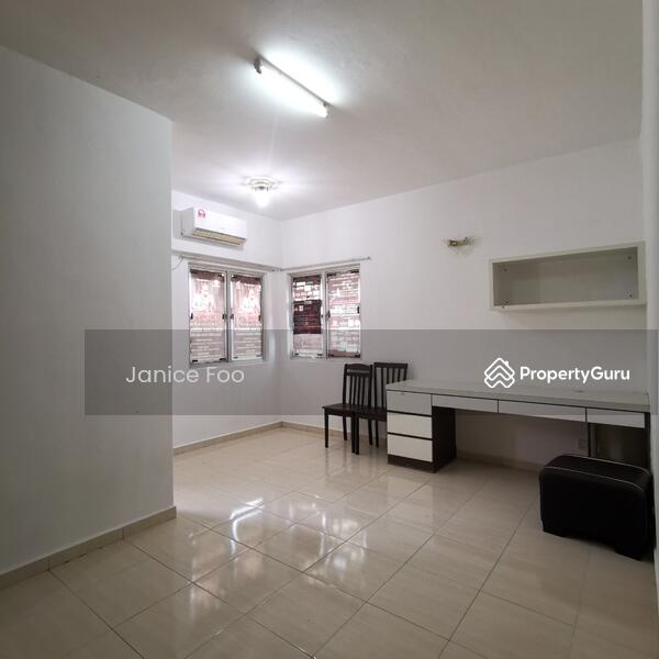 Untuk Dijual - The Embassy (Bangunan Duta Impian)