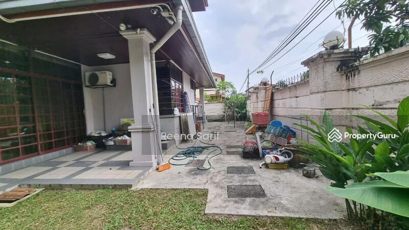 For Sale - Kelana Jaya SS7 Corner Bungalow 2 Storey