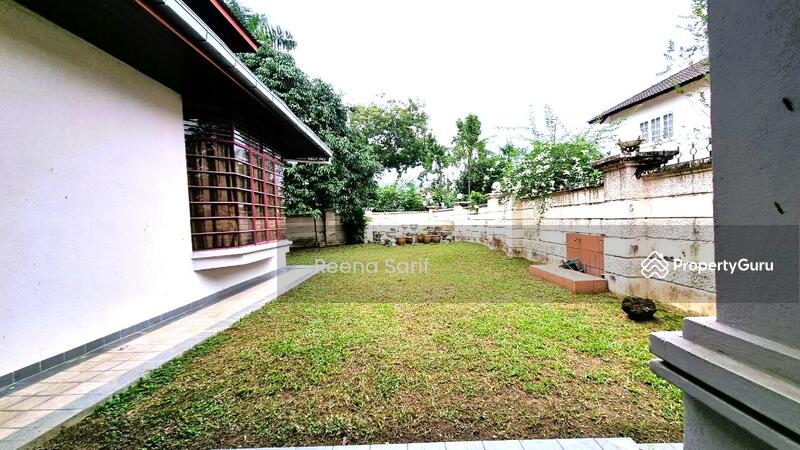 For Sale - Kelana Jaya SS7 Corner Bungalow 2 Storey