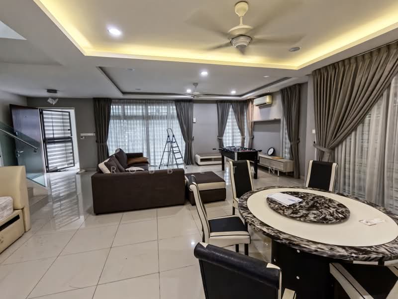 Rumah Berkembar untuk Dijual di Senibong Villas (Masai) - Robbie Tan - PropertyGuru.com.my