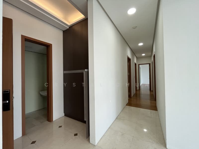 Kediaman Servis untuk Disewa di Quadro Residences - Crystal Chua - Corridor - PropertyGuru.com.my