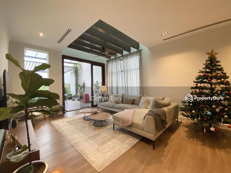 Untuk Dijual - KLGCC Resort : East Residence Townhouse